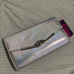 🌴 Silver Evening Clutch